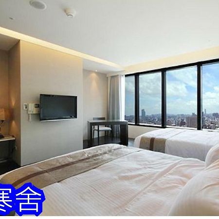 85涵舍旅宿 Гаосюн Экстерьер фото